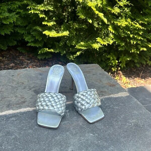 NEW Vince Camuto Brinela Woven High Heel Shoe Silver / Pewter | Size 10m
